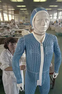 Cooling: Astronaut water cooling suit