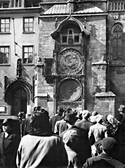 Carillon: The Astronomic clock in Prague, 1936