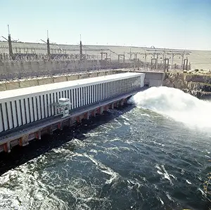 Aswan: Aswan Dam, 1971