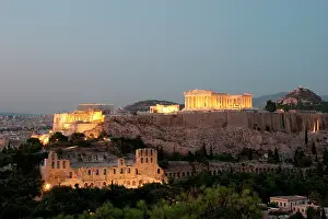Parthenon: Athens. Panoramic view of the Acropolis at night