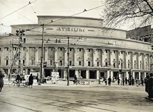 Wilmersdorf: The Atrium Beba Palast in Berlin, 1927