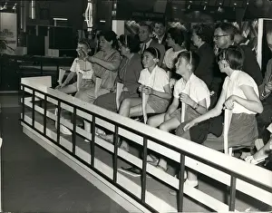 Thrilled: Audience at robot demonstration lecture, Geneva