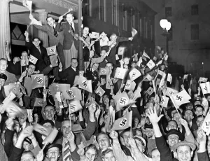 Enthusiastically: Audience of a speech held by Adolf Hitler, 1938
