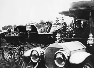 Distinguished: Augusta Victoria on a carriage, 1909