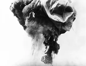 Piccards: Auguste Piccard's balloon destroyed by fire, May
