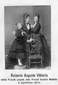 Princesses: Auguste Viktoria with two sisters, around 1875