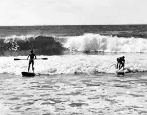 Pounding: AUSSIE SURFERS 1960S