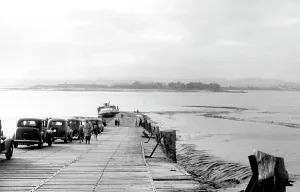 Aust: Aust Ferry, the Ferry 1937