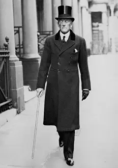 Austen: Austen Chamberlain, 1934