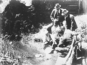 Panning: AUSTRALIAN GOLD MINERS