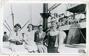 Marx Memorial Library: Australian Nurses Leaving Sydney for Spain