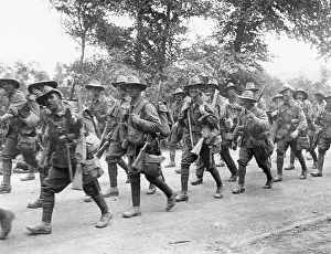 Amiens: Australian troops marching near Amiens, France, WW1