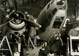 Raaf: AUSTRALIANS MAKE PLANES