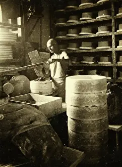 Handicrafter: The Austrian clay- and ceramic-industry