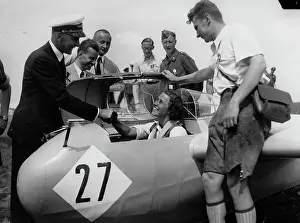 Rhon: The Austrian glider pilot Emi of Roretz