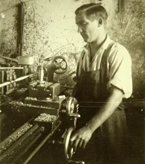 Lathes: Austrian gun manufacturing - Lathe - About