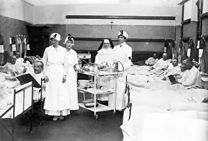 Theresa: Austrian nurses in military hospital in 1914