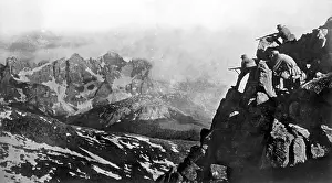 Dolomites: Austrian patrol in the high mountains, 1916