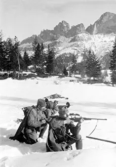 Shooter: Austrian patrol in Tyrol, 1916