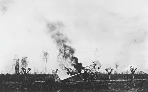 Crashing: Austrian plane crashing, WW1