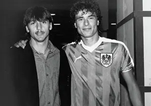 Polster: Austrian soccer players Peter Pacult (left) and