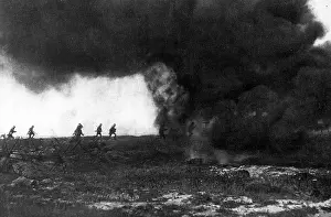 Thrower: Austrian soldiers attacking on the front in Italy, 1918