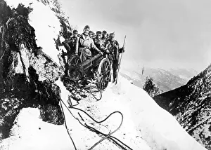 Difficult: Austrian soldiers with a mountain gun, 1916