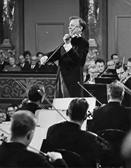 Grosser: Austrian violinist and conductor Willy