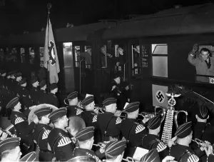 Muenchen: Austrian workers on a KdF tour through Germany, Munich, 1938