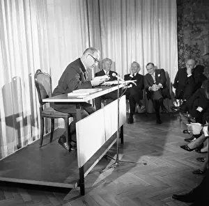 Musik: Austrian writer Hans Weigel 1965