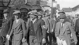 Annexation: Austrians with swastika armband, 1938