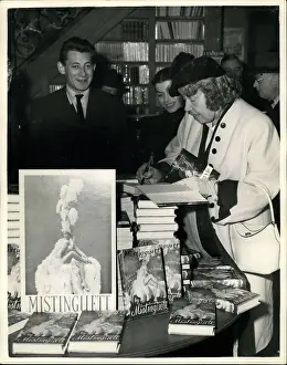 Mistinguett: Author - Book Reviewers - Columnist - Editors