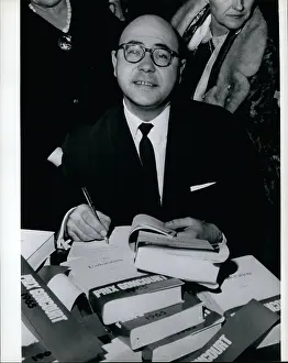 Goncourt: Author - Book Reviewers - Columnist - Editors