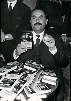 Arnaud: Author - Book Reviewers - Columnist - Editors
