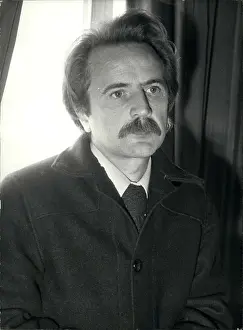 Debray: Author - Book Reviewers - Columnist - Editors