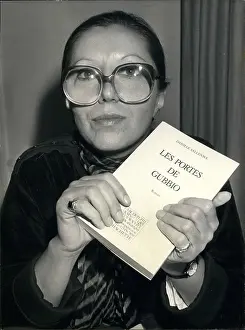 Danielle: Author - Book Reviewers - Columnist - Editors