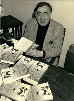 Goncourt: Author - Book Reviewers - Columnist - Editors