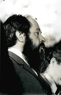 Solzhenitsyn: Author - Book Reviewers - Columnist - Editors