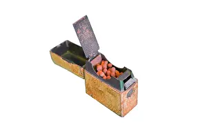 Distressed: Auto match striker in a hinged box