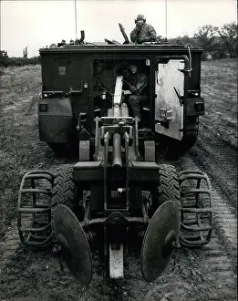 Defy: Automatic mine-laying demonstration, Chattenden, Kent