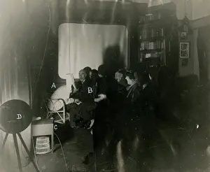 Sitters: Automatic photograph of sitters and Rudi Schneider at s?ance