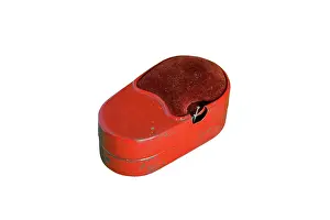 Dispenser: Automatic pin dispenser box