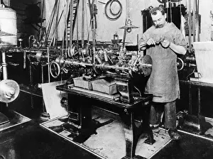 Automatic screwing bench, 1904
