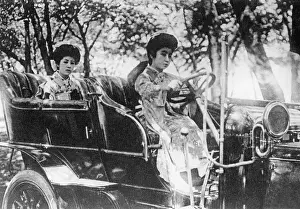 Convertible: Automobile in Japan, 1914