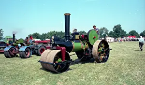Cylinders: Aveling and Porter Road Roller 8752