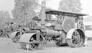 Aveling: Aveling and Showman's DD class Road Roller Fire Queen