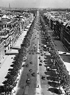 Elysees: The avenue of Champs Elysees, 1937