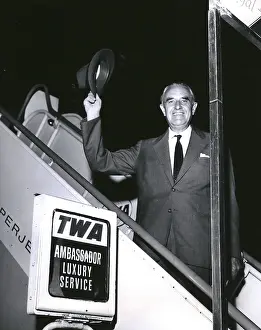 Averell: Averell Harriman, American ambassador