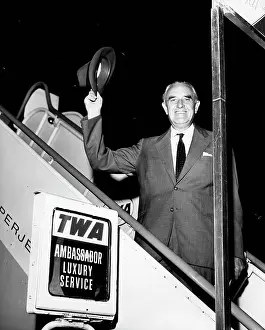Averell: Averell Harriman, American ambassador