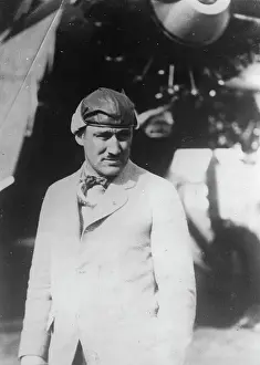 Acosta: The aviator Bert Acosta - About 1930